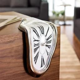 2023 New Novel Surreal Melting Distorted Wall Clocks Surrealist Salvador Dali Style Wall Decororation Home Garden Clock