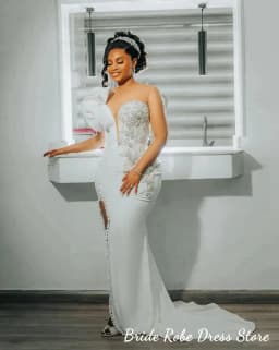 Custom Sexy Sheer Neck Long Sleeves Mermaid Wedding Dress Side Split Crystals Decorated Wedding Bridal Gowns for African Nigeria