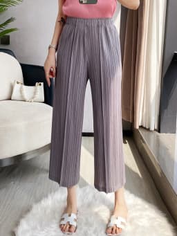 Miyake Pleated Straight Pants Solid Color High Waist Wide Leg Cropped Trousers Loose Elastic Casual Style Fall 2022 New Fashion