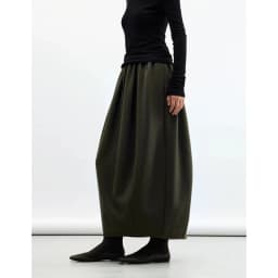 100% Wool Three-Dimensional Cut Flower Bud Skirt, Designed with a Relaxed and Lazy Style, New Model for Women in the Fall/Winter 2026 Season