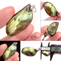 Stone Craft Natural Labradorite Raw Stone Polishing Geometric Shape Crystal Labradorite Pendent Exquisite Natural Training Stone