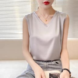 Silk halter V-neck sleeveless bodice Satin vest lace with beautiful back summer jacket with suit top