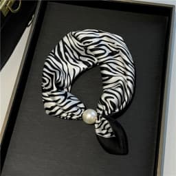 New Pearl Buckle Silk Scarf Printed Thin Neck Scarf Lightweight Soft Neckerchief Women