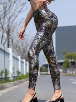New High-waisted Gold-embossed Laser Snake-patterned Capri Pants For Stage Performances, Sexy, Slim And Shiny Leggings For Women