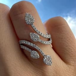 Huitan Aesthetic Flower Adjustable Finger Ring Female Brilliant Zirconia Jewelry for Engagement Ceremony Delicate Accessories