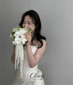 OLOEY Simple Satin Spaghetti Strap Korea Wedding Dress Photo Shoot Ruched Mermaid Square Collar Outdoor Bridal Gown Customized