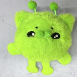 Cute Green Alien Cat Keychain Kawaii Soft Bag Charm Pendant Funny Plushie Toy Stress Relief Ornament Gift