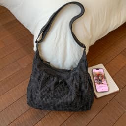 Women Checkered Sling Bag Nylon Pleated Cloud Shoulder Bag Large Capacity Stylish Plaid Tote Bag Shopping Date Handbag