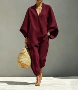 Women’s Summer Casual, Loose-Fitting, Solid-Colored, Deep V-Neck, Batwing Sleeves, Ankle-Cuffed, Nine-Inch Pants, Leisure Outfit
