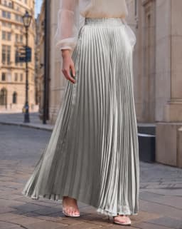 2026 New Spring Summer For Women 22 Solid Colors Midi Flowing Draped Large Hem Long High Waist Pleated Skirt Sweet Elegant