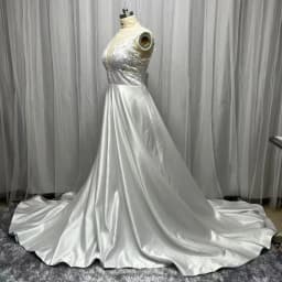 Customized Princess Wedding Dress A-Line Deep V Neck Lace Appliques Bride Dresses Satin Fabric Boho Cheap Dubai Wedding Gowns