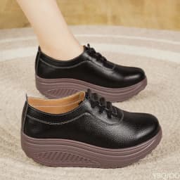 2025 Spring and Autumn New Shoe with One Foot Set, Mom's Shoes Soft and Comfortable Middle Aged and Comfortable Single Shoes