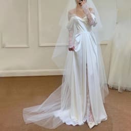 Customized O-Neck Lace Long Sleeves Wedding Dresses 2026 A-Line Floor Length Sweep Train Side Slit Satin Zipper Bridal Gown