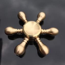 Copper Core Bullet Shape Hand Spinner Spinner Finger Spinner Metal Spiner with Box Anti Relieve Stress Toys for Adult