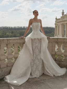 Tokyo Custom Strapless Lace Wedding Dress Ruffled Overlay Mermaid Bridal Gown Sweep Train Formal Evening Wedding Attire