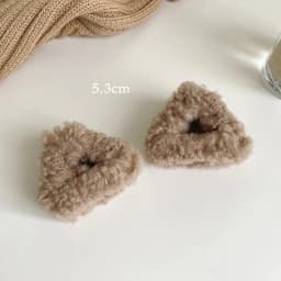 2pcs Plush Cat Ears Hair Claw Women Side Clip Broken Hair Small Grab Clip Sweet Cute Princess Head Shark Clip Hairpin Headwear
