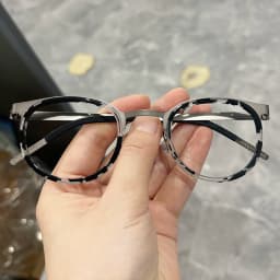 Denmark Ultralight Retro Round Glasses Frame Men Women 9704 Fashion Screwless Eyeglasses Titanium Acetate Oculos Classic Design