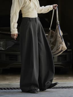 [EAM] High Waist Dark Gray Brief Pocket Long Elegant Wide Leg Pants New Trousers Women Fashion Tide Spring Autumn 2026 1DJ3191