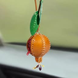 Cute Hanger Pomegranate Fruit Pendant Handmade Car Keyring Leather Keychain Creative Fashion Bag Pendant Accessories Women Girls