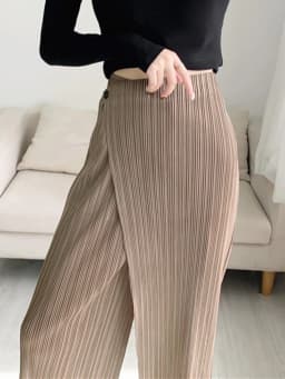 ALSEY Miyake Pleated Wide Leg Ankle-length Pants for Women Autumn New Simple Elastic Waist Solid Color Straight Female Trsouser