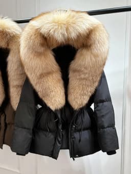 2026 New Winter Real Natural Fox Fur Collar Thick Wam Puffer Jacket Women Hooded Belt Slim White Duck Down Coat Waterproof Parka