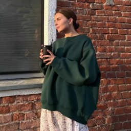 Round Neck Pullover Hoodie Mid Length Alternative Street with Loose Fit Single Regular Thickness Streetwear Women Sweatshirts