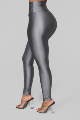 Spring And Summer New Dopamine Colored High Waisted Cropped Pants With High Elasticity Solid Color Tight Leggings For Women