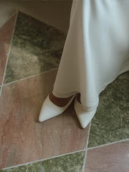 Modest Wedding Dresses Muslim Hijab High Neck Long Sleeve Civil Bride Dress Pearl Trimmed Cloak White Bridal Gown Customized