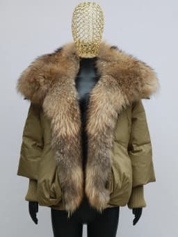2026 Winter Real Fox Fur Collar White Duck Down Padded Down Jacket Regular Fashion Warm Big Fur Collar Women's Coat