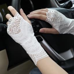 Women's Lace Sunscreen Outdoor Half Finger Driving Gloves Summer Thin Elastic Breathable Bridal Fashion Touch Screen Fingerless