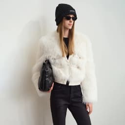 AMII 2026 Winter New Fur Jacket Solid Color Modern Warm Outerwear V-neck Imitation Fur Loose Spliced PU Top Female 12424012