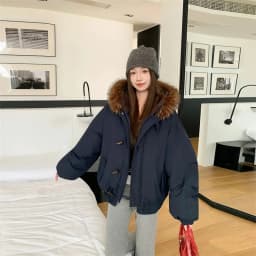 Warm Down jacket Ladies Pai Overcome Winter 2026 New Cotton Padded Coat Women Parkas Horn Hooded Outcoat Big fur collar Overcoat