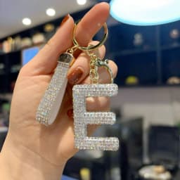 Full Rhinestone 26-Letter Keychain, Bling Car Key Ring & Sparkly Bag Charm - Perfect Small Gift