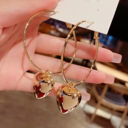 2023 New Fashion Trend Unique Design Elegant Exquisite Light Luxury Love Earrings For Women Jewelry Wedding Party Premium Gift