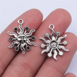 10pcs Antique Bronze Silver Color Sun Charms Pendant Jewelry Metal Alloy Jewelry Marking Sun Charms For Jewelry Making