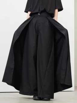 [EAM] Women Black Pleated Long Elegant Wide Leg Pants High Waist New Loose Fit Trousers Fashion Tide Spring Autumn 2026 1DF9092