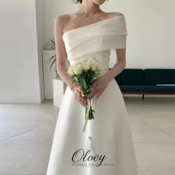 OLOEY Asymmetric Off The Shoulder Simple Korea Wedding Dress Photo Shoot 웨딩드레스 Customized A-Line Bridal Gown Lawn Wedding