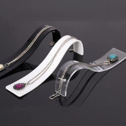 Versatile Bracelet Display Stand Portable Curved Shaped Necklace Organizer Acrylic Handchain Stand Jewellery Organizer