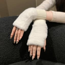Luxury Mink Fleece Soft Winter Half Finger Gloves Women Warm Solid White Plush Knitted Fingerless Gloves Wrist Mittens Writting