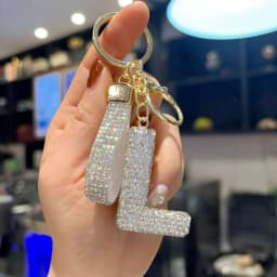 Full Rhinestone 26-Letter Keychain, Bling Car Key Ring & Sparkly Bag Charm - Perfect Small Gift