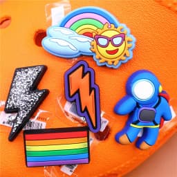 Original Space Alien Designer Shoe Charms 5pcs/lot Shoe Buckle Accessories Luxury Rainbow Sun Clog Dog Upper Jewelry Decorations
