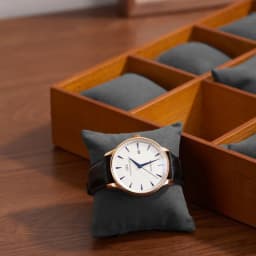 Oirlv New Retro Solid Wood 12 Grids Jewelry Display Tray Watch Bangle Organizer with Microfiber Jewelry Shops Display Props