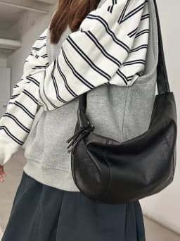 Spring 2026 New Small PU Zipper Single Shoulder Bag Chest Bag for Men And Women Fashionable And Practical Crossbody Bag