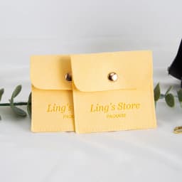 100Pcs Customized Logo 8x8cm Jewelry Microfiber Snap Bag Velvet Envelope Button Pouch Portable Travel Gift Organizer Ring Pocket