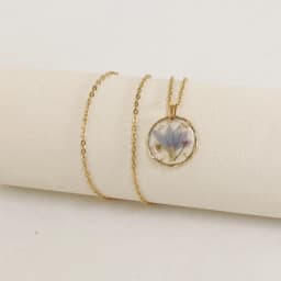 Pressed Flower Charm Necklace Handmaking Epoxy Resin Dried Flower Series Necklaces Natural Flowers Pendant Custom Chain Necklace