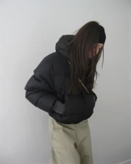 Fashionable Short Duck down Jacket Coat Warm Winter Outerwear Hooded Smooth 90% down Women's Commute Style Zipper Closure