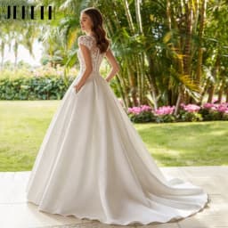Elegant Classic Sexy Wedding Dresses Cap Sleeve V-Neck Lace Bridal Dress A Line Court Train Gown New Vestido De Novia Customized