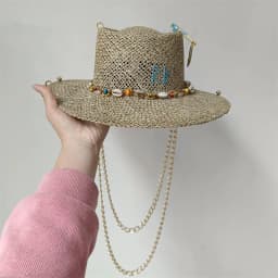Metal letter beige straw hat handmade design hat pearl chain summer sun hat new letter hat beach women gorras para hombres