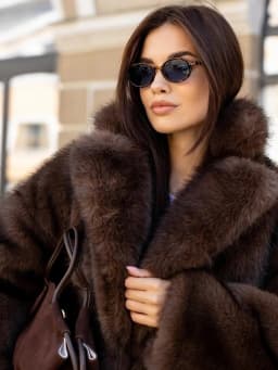 Winter Solid Brown Fluffy Fur Jacket Coat Women Lapel Long Sleeve Thicken Warm Jacket Female High Quality Loose Fur Outwears