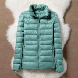 90% Ultra-light Thin Down Jacket Women Autumn Winter Plus Size Short Warm White Duck Down Coat Parka Female Portable Outerwear